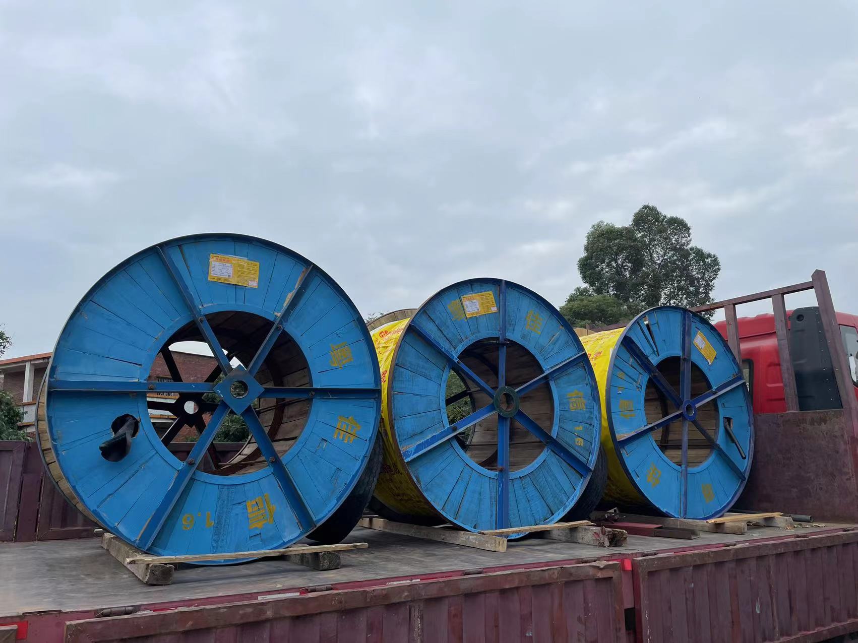 电线电缆源头工厂草莓APP在线观看公司助力市政道路工程建设