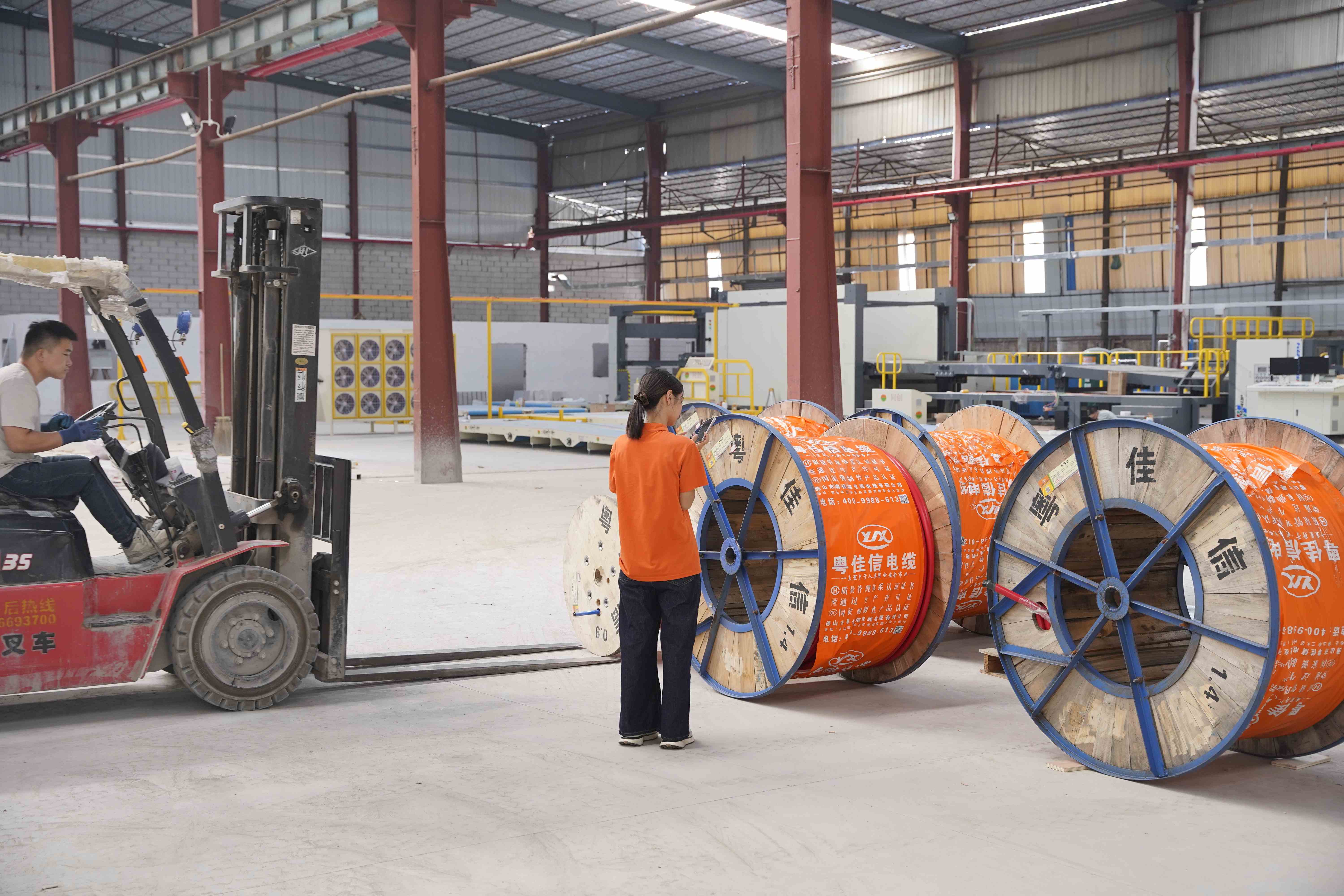 工厂大型车间草莓软件下载中心选购的四大关键